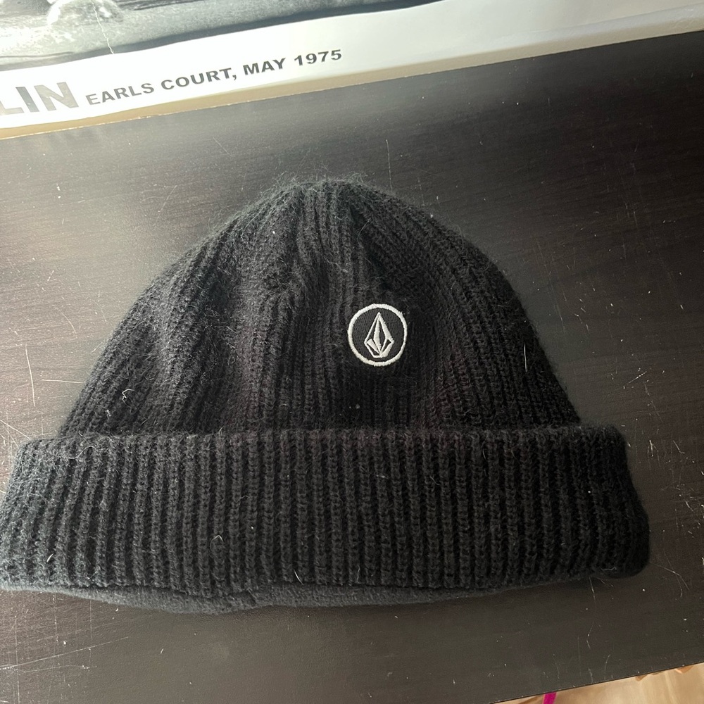 Knit Volcom Beanie Fleece Lined